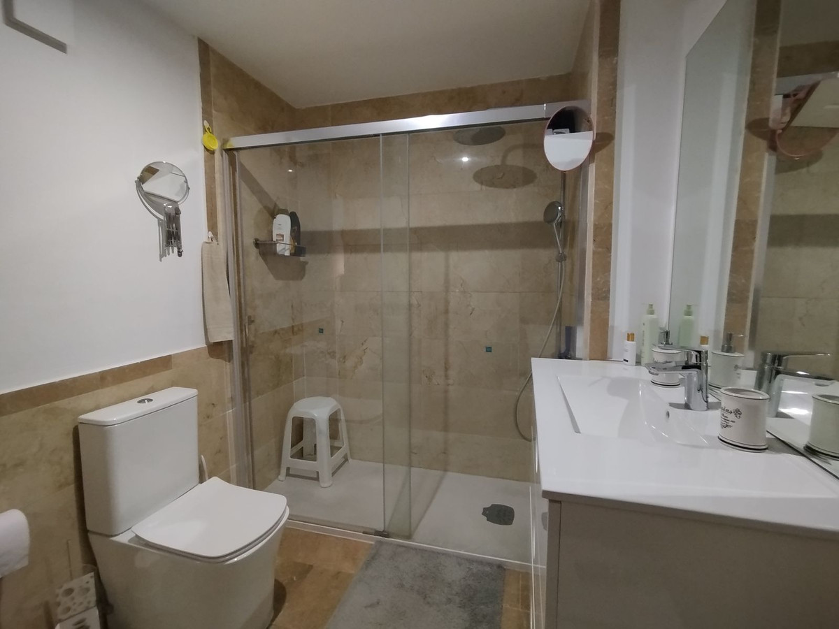 Appartement te koop in Calahonda | 2 slaapkamers H5378371