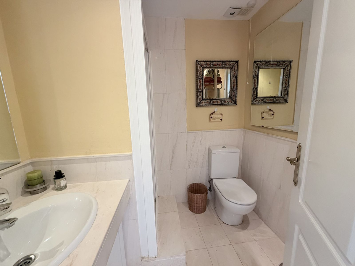 Appartement te koop in Calahonda | 2 slaapkamers H5383624