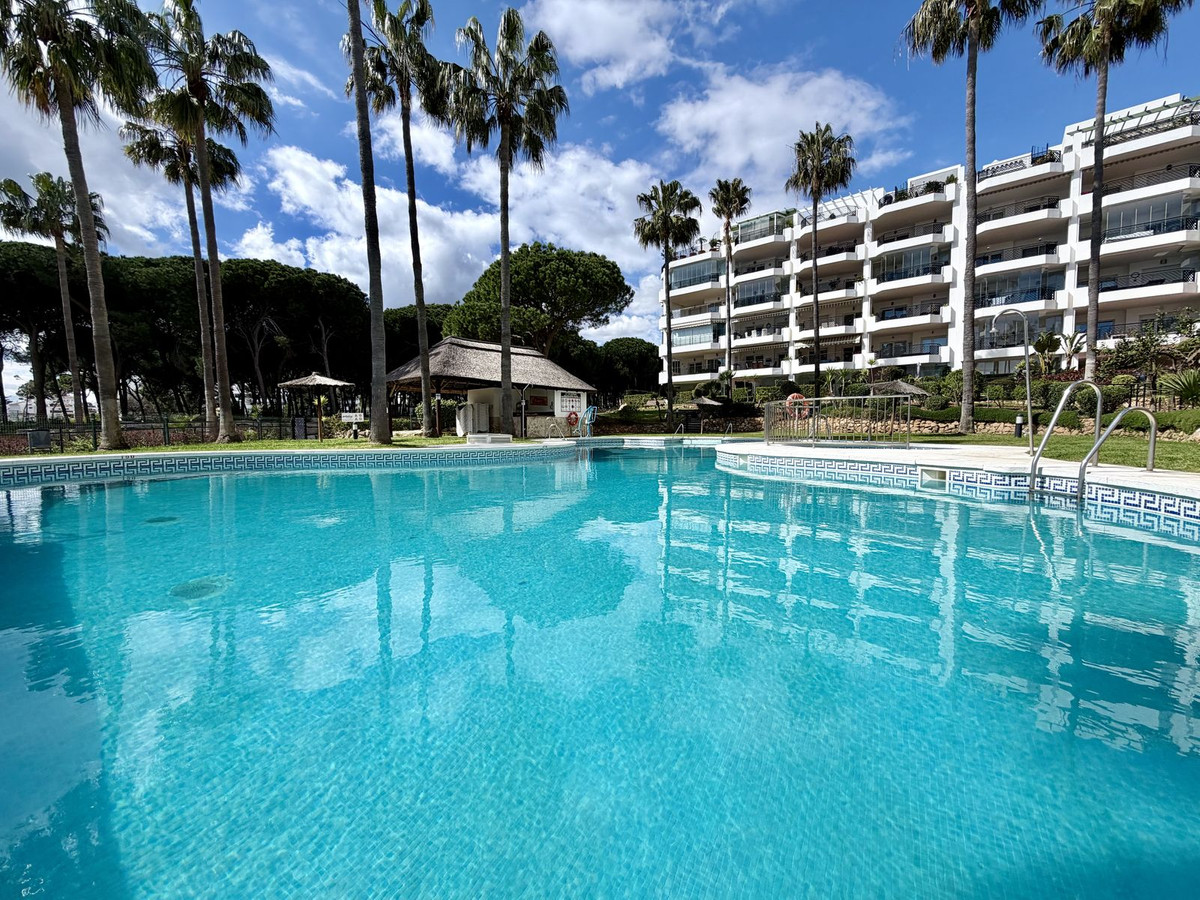 Appartement te koop in Calahonda | 2 slaapkamers H5383624