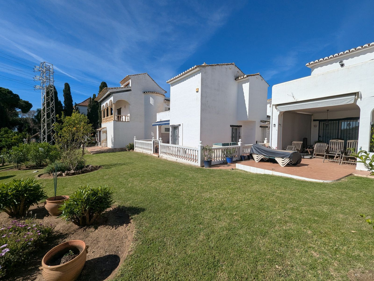 Huis te koop in Calahonda | 3 slaapkamers H5387842