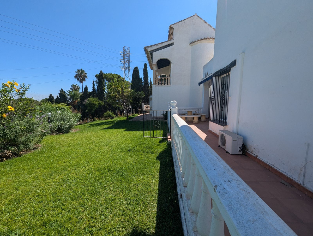 Huis te koop in Calahonda | 3 slaapkamers H5387842