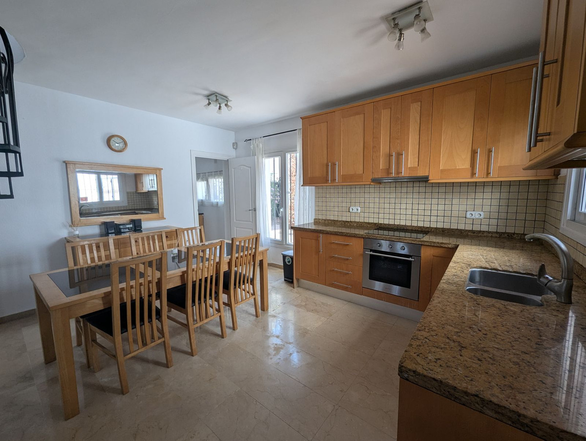 Huis te koop in Calahonda | 3 slaapkamers H5387842