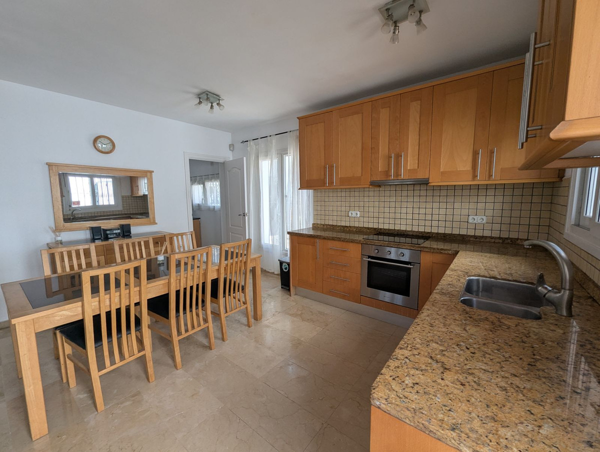 Huis te koop in Calahonda | 3 slaapkamers H5387842