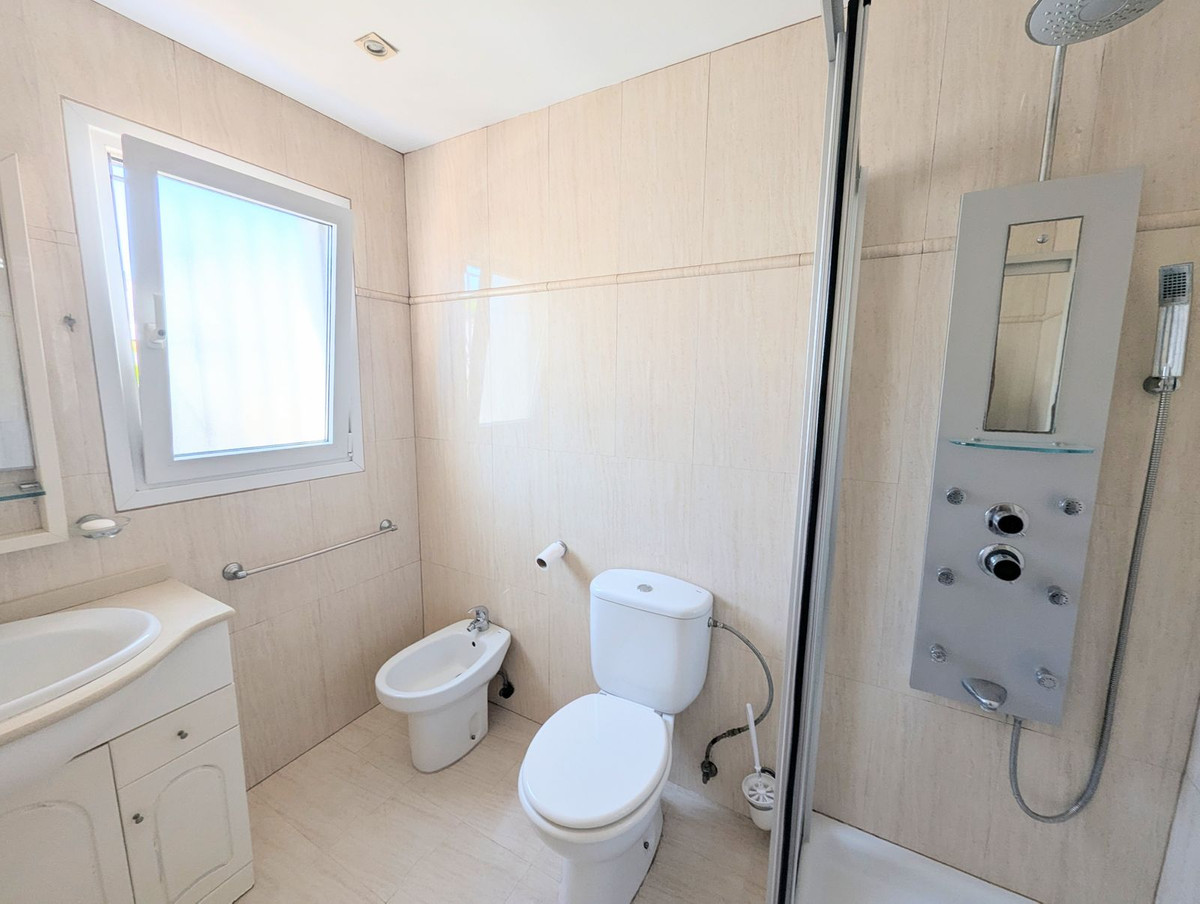 Huis te koop in Calahonda | 3 slaapkamers H5387842