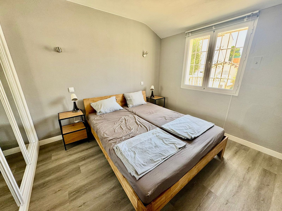 Appartement te koop in Calahonda | 2 slaapkamers H5389246
