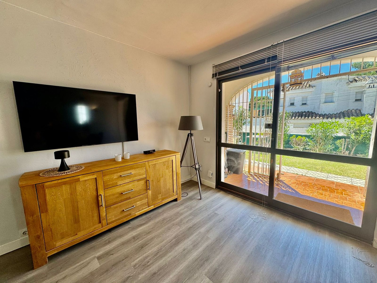 Appartement te koop in Calahonda | 2 slaapkamers H5389246