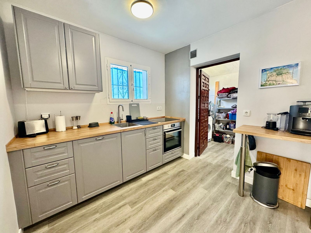 Appartement te koop in Calahonda | 2 slaapkamers H5389246