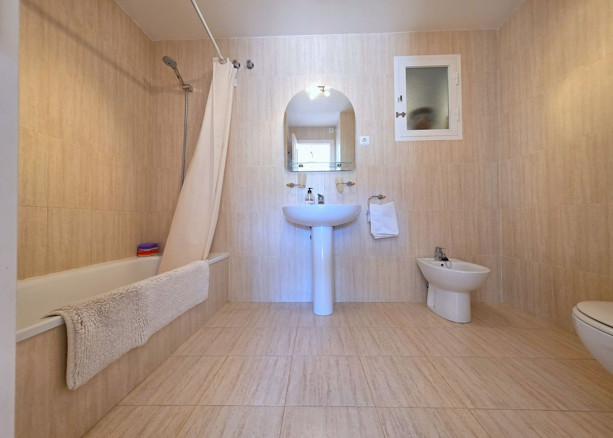 Appartement te koop in Calahonda | 2 slaapkamers H5389825