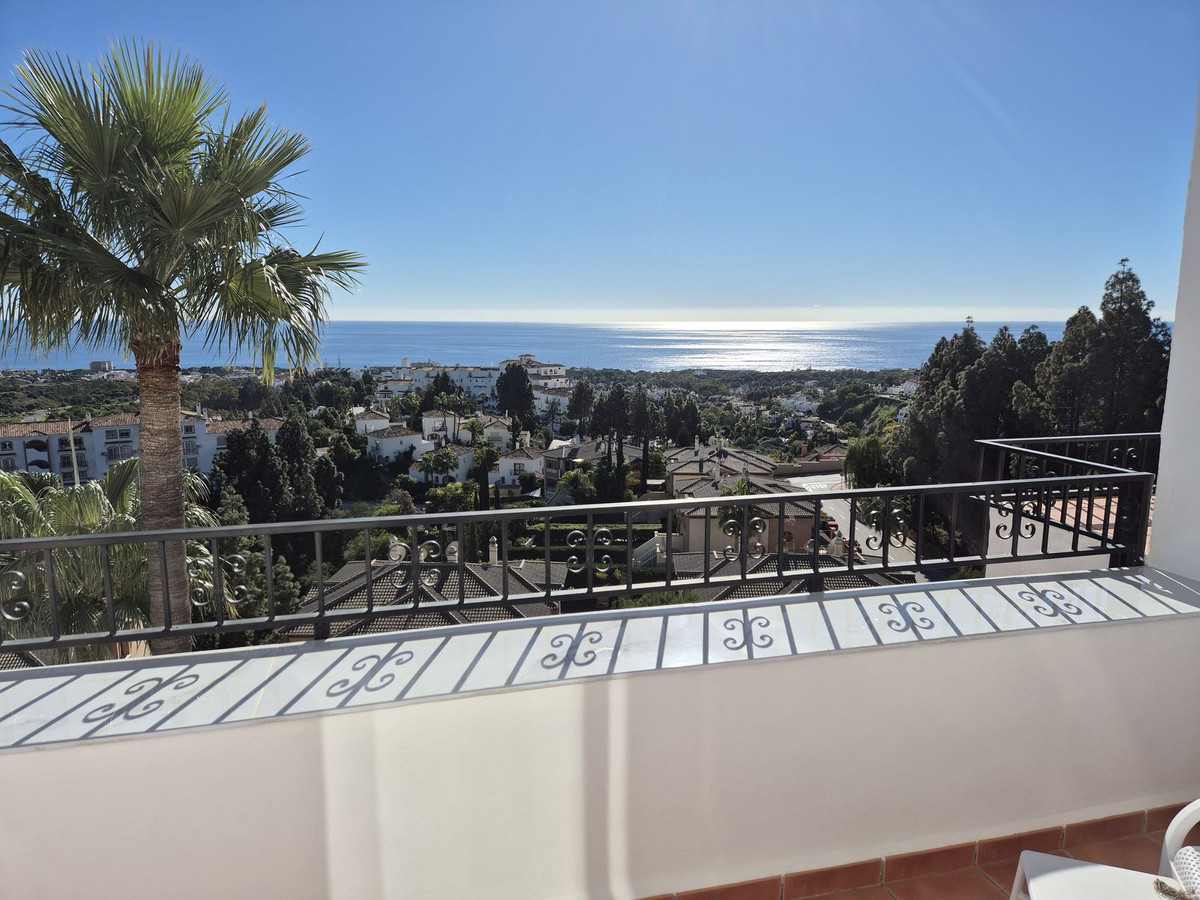 Appartement te koop in Calahonda | 3 slaapkamers H5393353