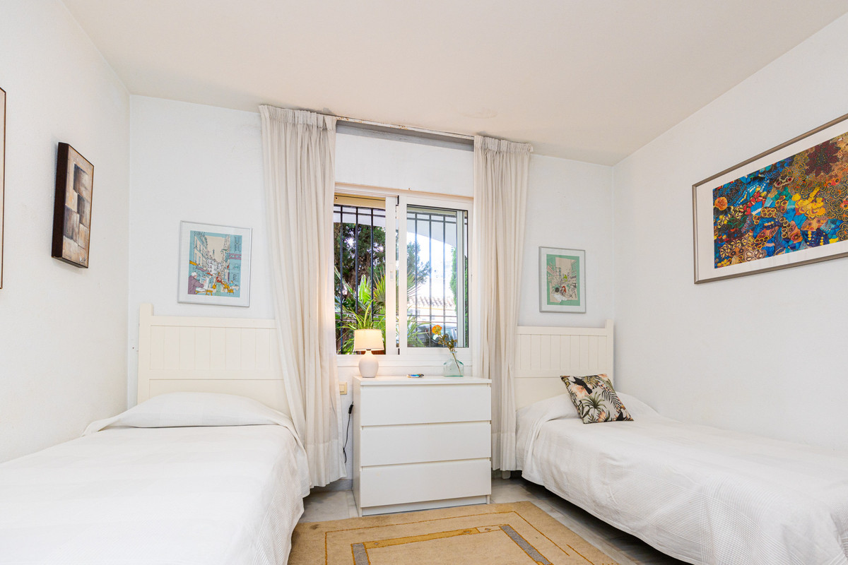 Appartement te koop in Calahonda | 2 slaapkamers H5394025