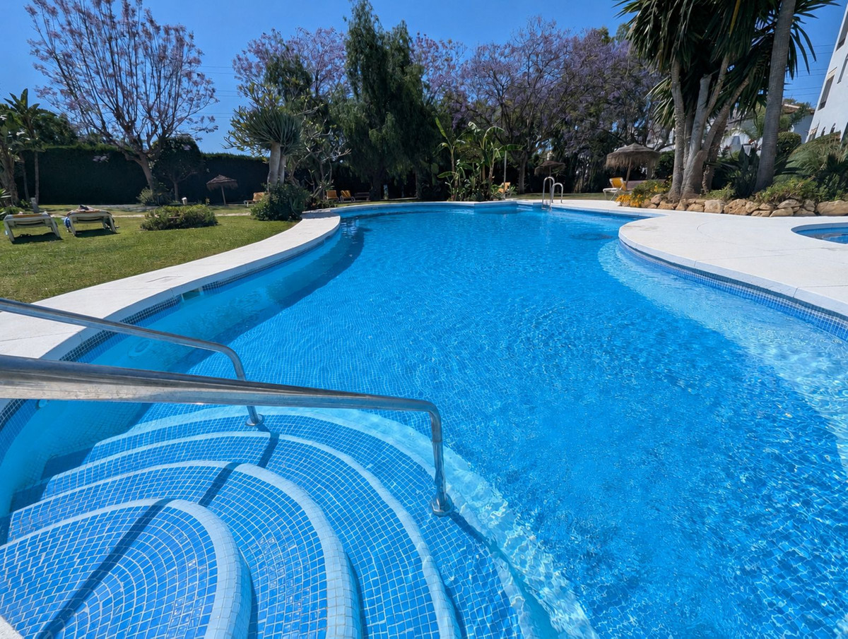 Appartement te koop in Calahonda | 2 slaapkamers H5399755