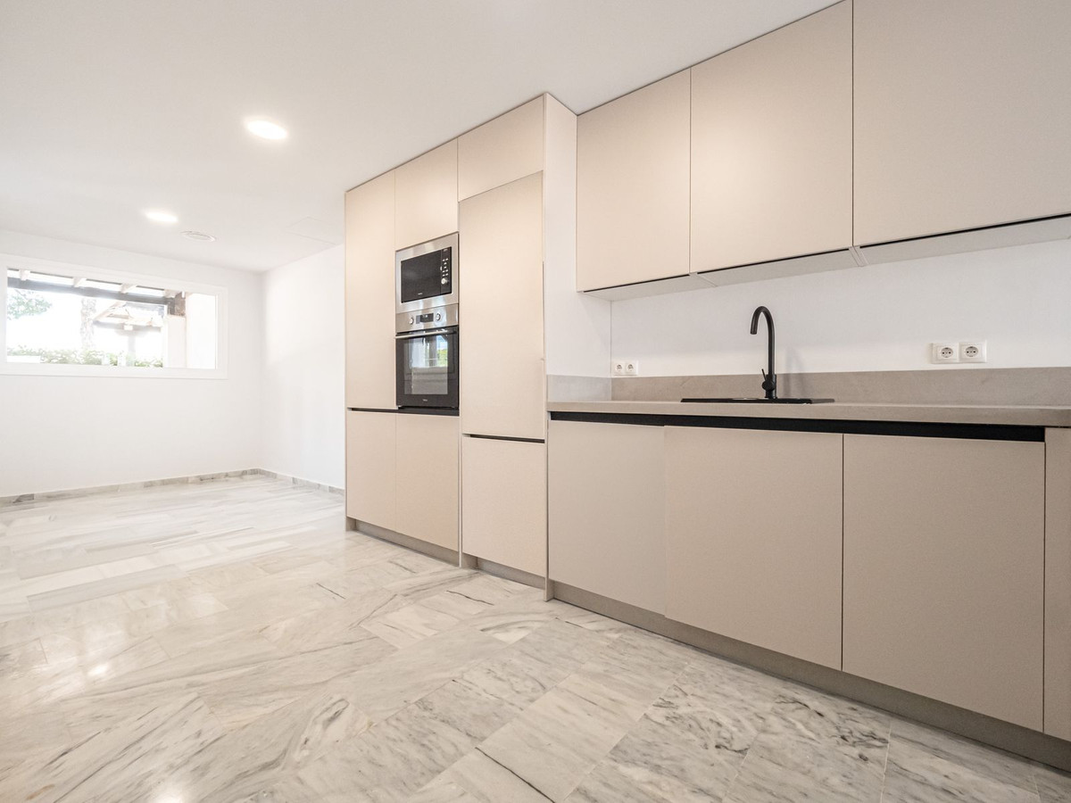 Huis te koop in Calahonda | 4 slaapkamers H5402227