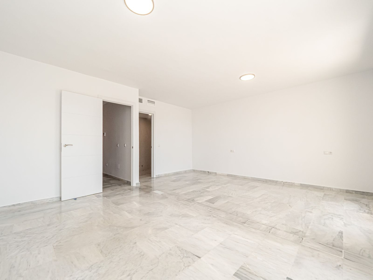 Huis te koop in Calahonda | 4 slaapkamers H5402227