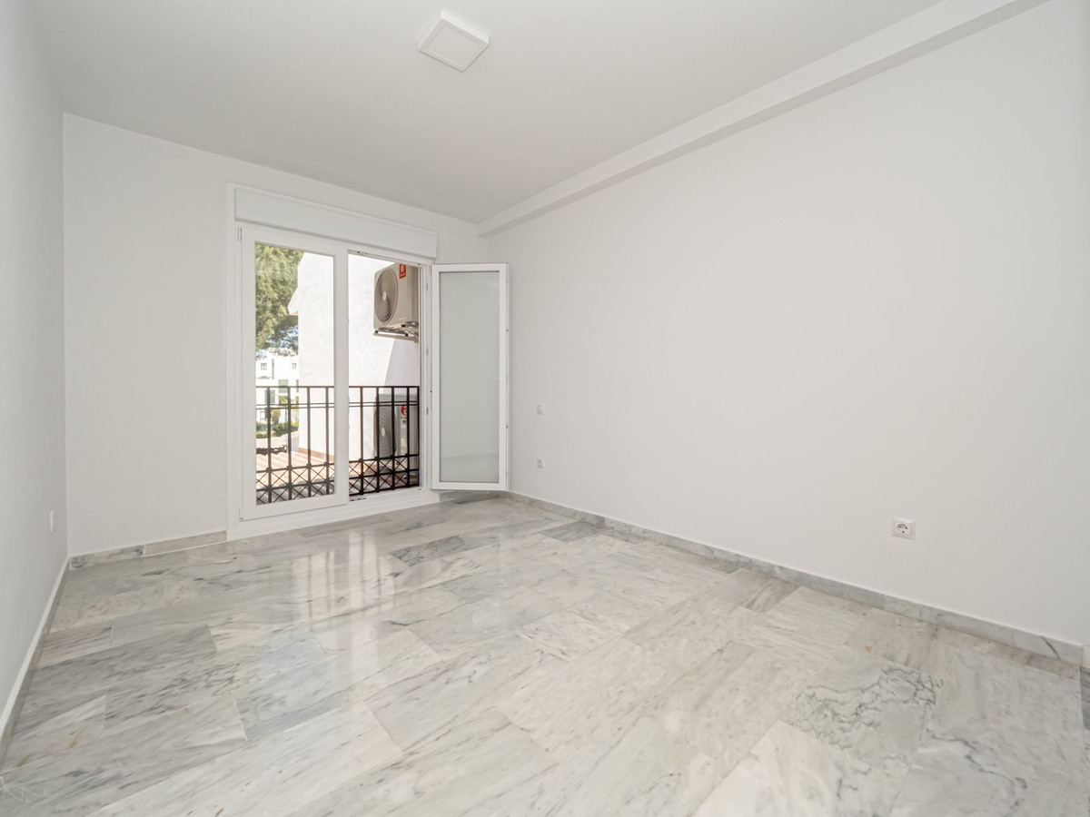 Huis te koop in Calahonda | 4 slaapkamers H5402227