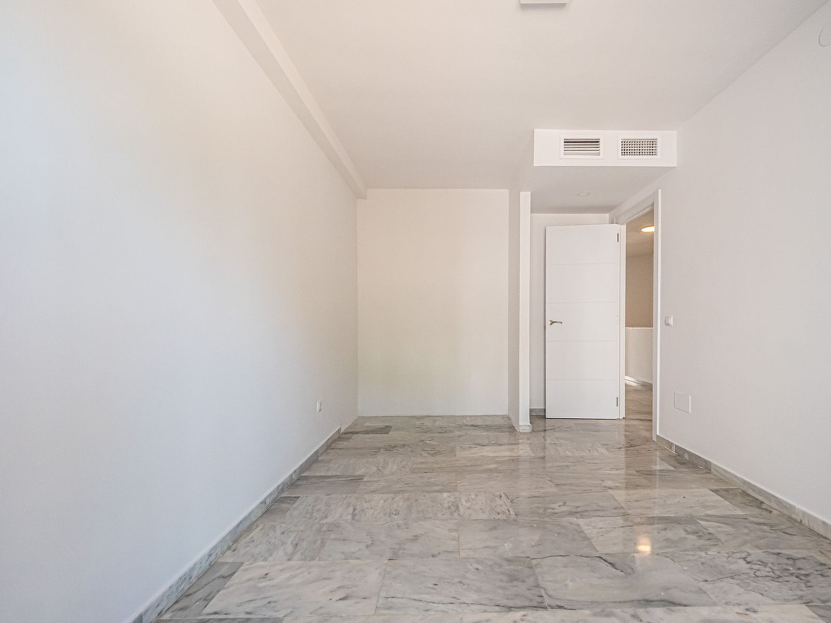 Huis te koop in Calahonda | 4 slaapkamers H5402227