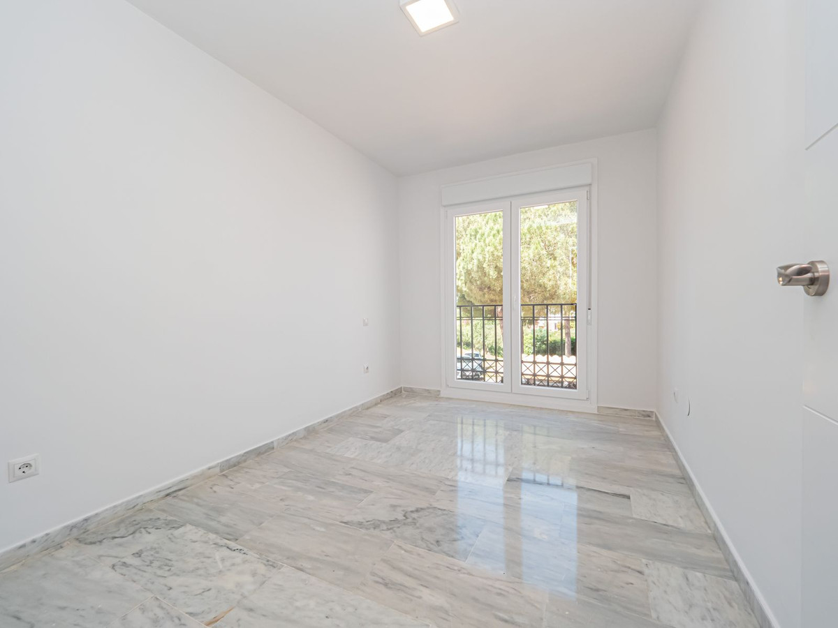Huis te koop in Calahonda | 4 slaapkamers H5402227