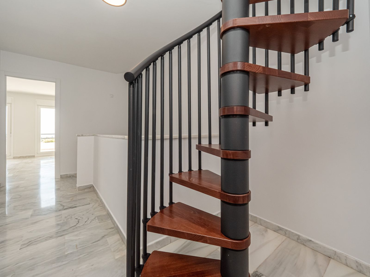 Huis te koop in Calahonda | 4 slaapkamers H5402227