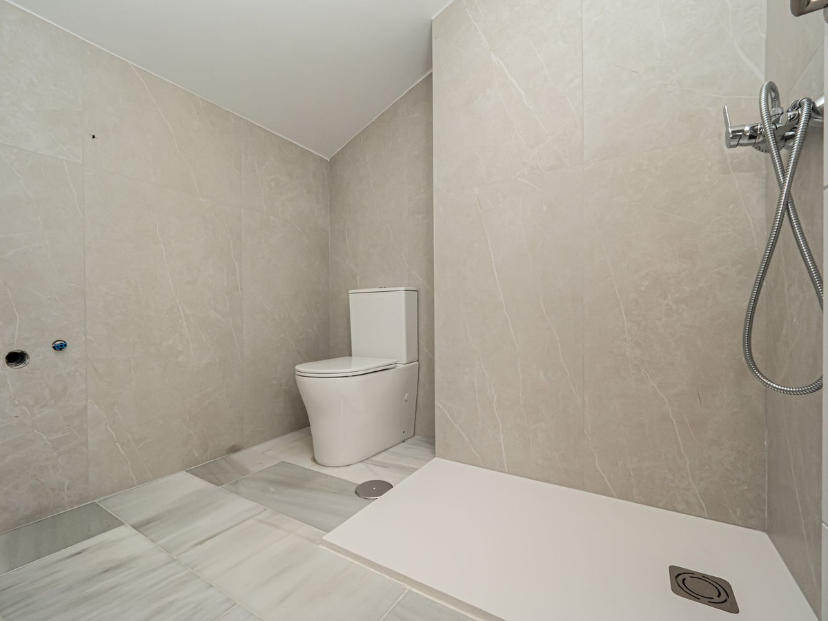 Huis te koop in Calahonda | 4 slaapkamers H5402227