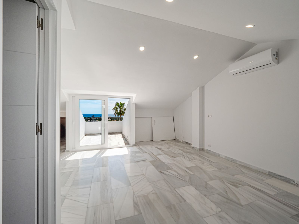 Huis te koop in Calahonda | 4 slaapkamers H5402227