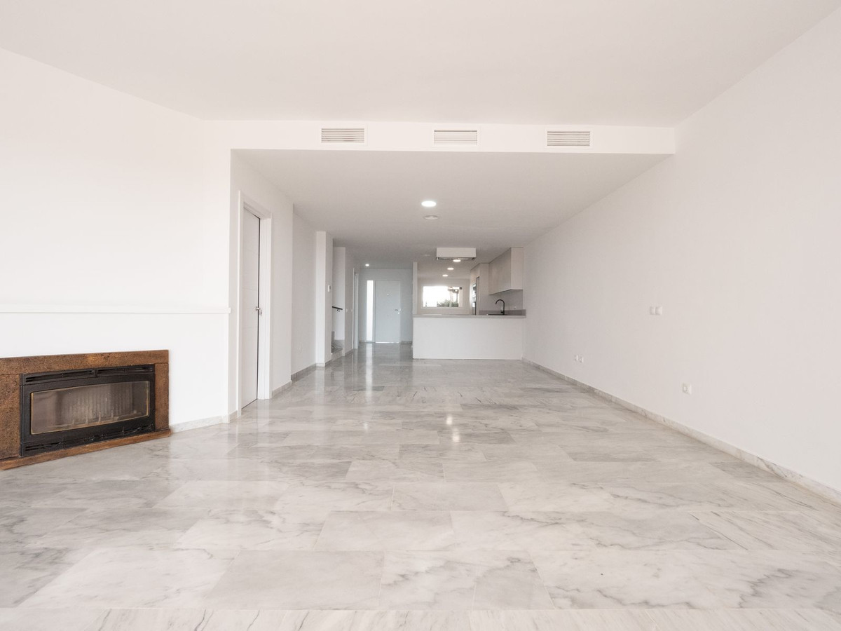 Huis te koop in Calahonda | 4 slaapkamers H5402227