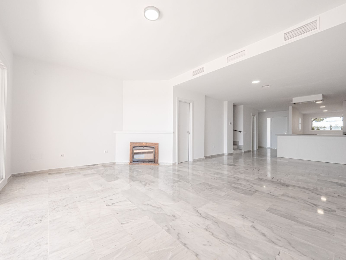 Huis te koop in Calahonda | 4 slaapkamers H5402227