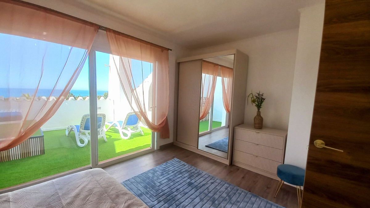 Appartement te koop in Calahonda | 4 slaapkamers H5402821