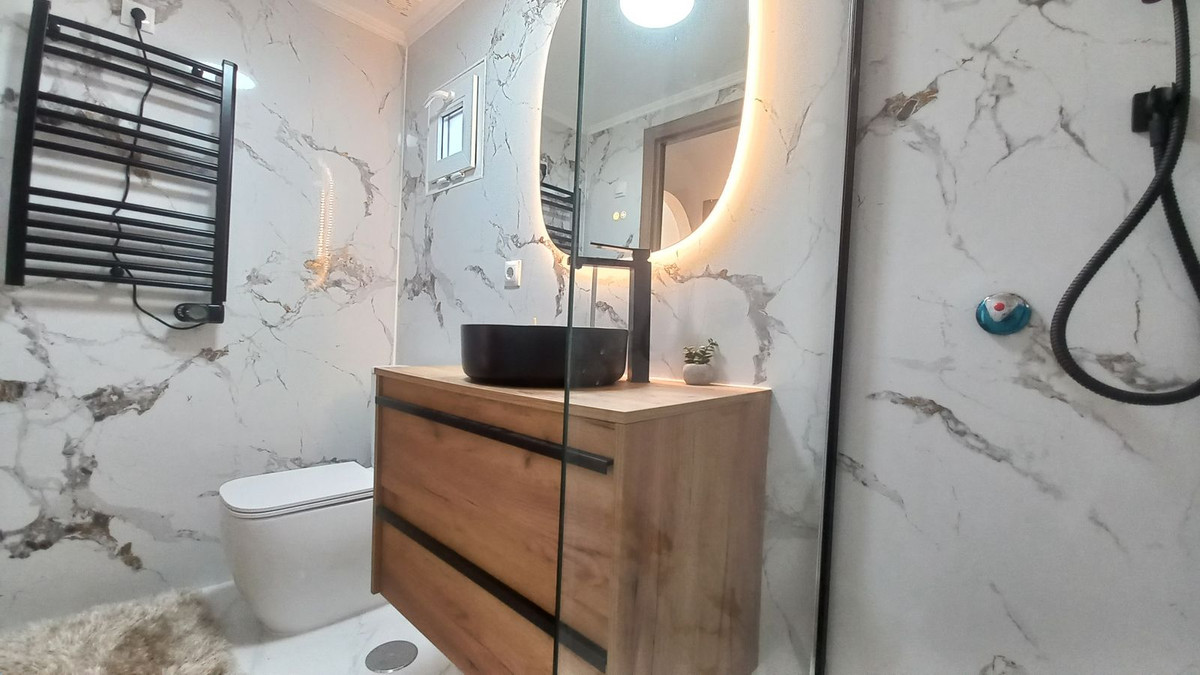 Appartement te koop in Calahonda | 4 slaapkamers H5402821