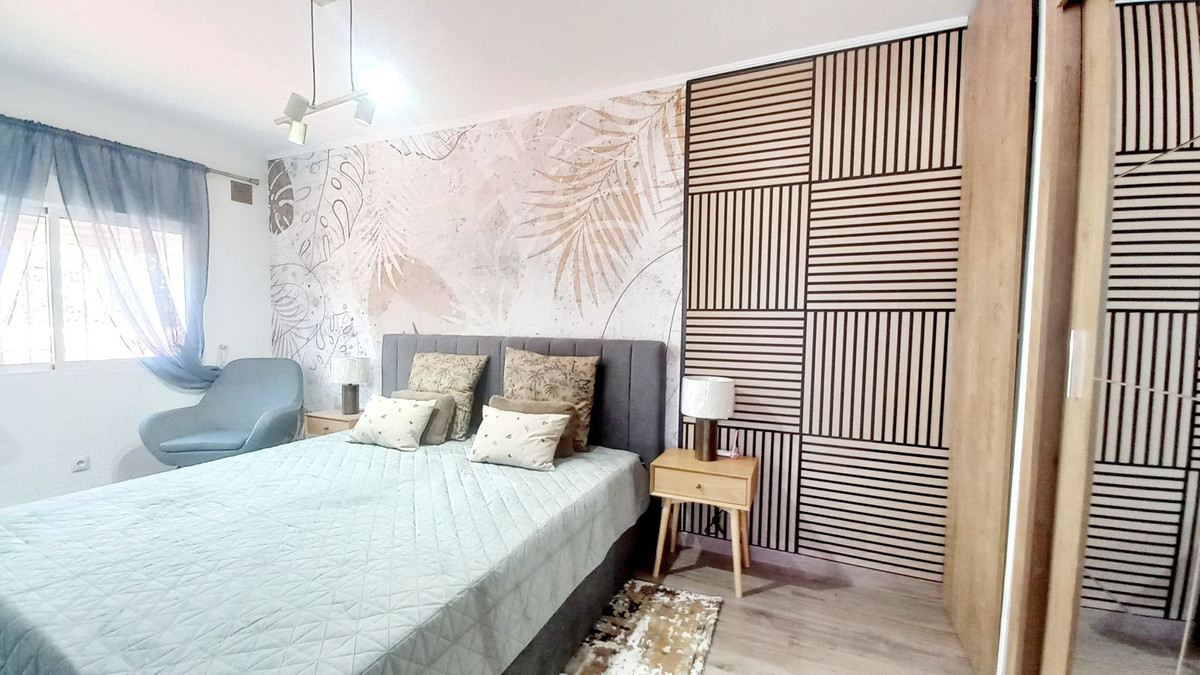 Appartement te koop in Calahonda | 4 slaapkamers H5402821