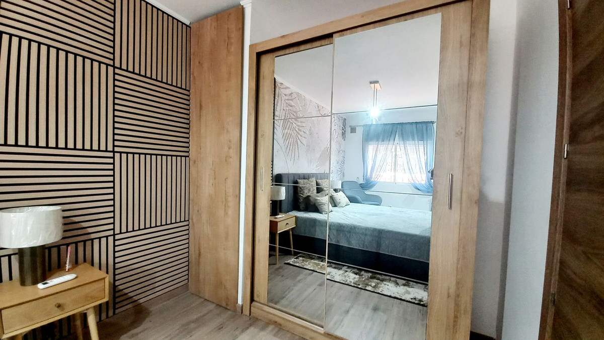 Appartement te koop in Calahonda | 4 slaapkamers H5402821