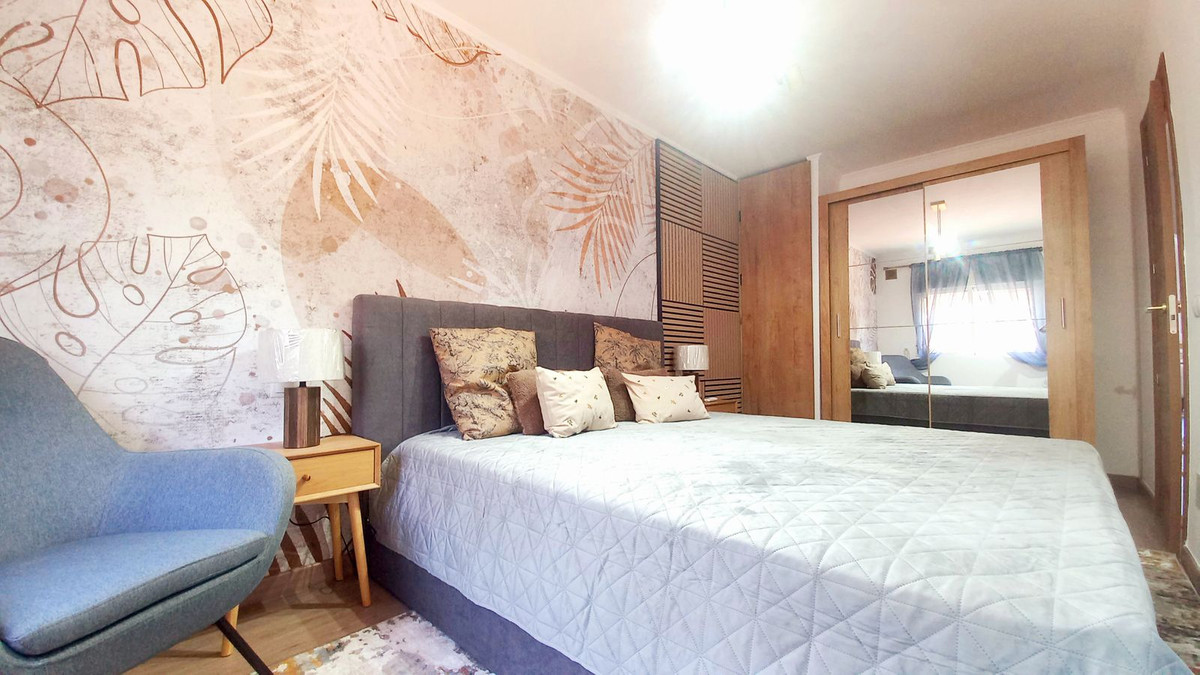 Appartement te koop in Calahonda | 4 slaapkamers H5402821