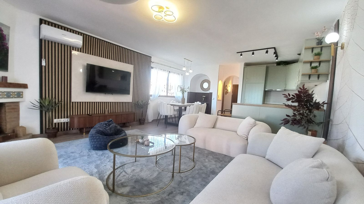 Appartement te koop in Calahonda | 4 slaapkamers H5402821