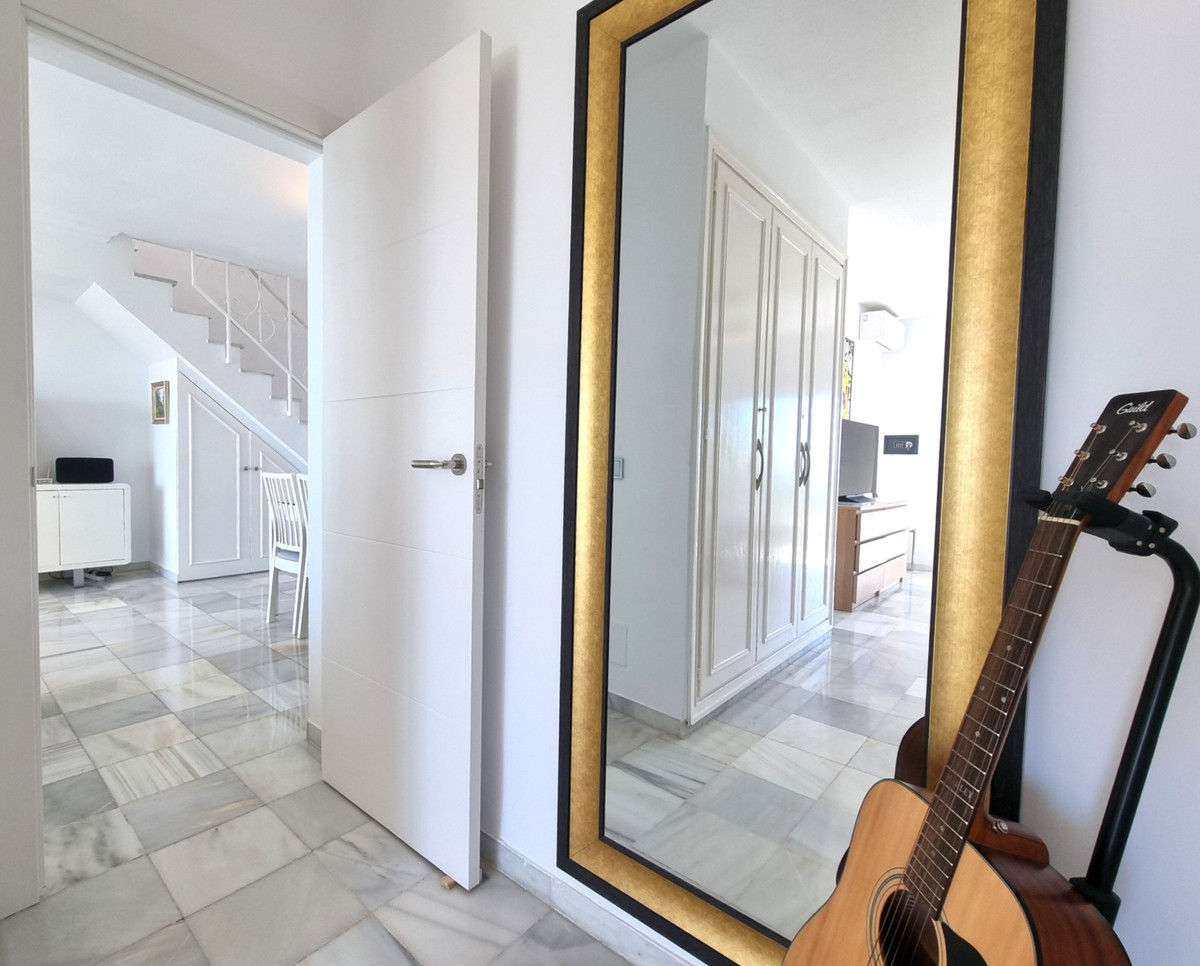 Appartement te koop in Calahonda | 3 slaapkamers H5406679