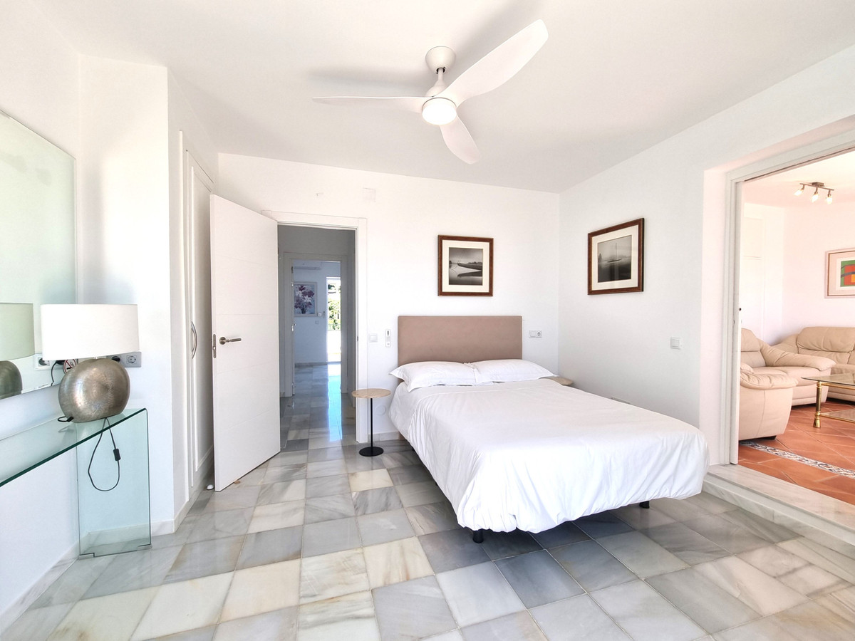Appartement te koop in Calahonda | 3 slaapkamers H5406679