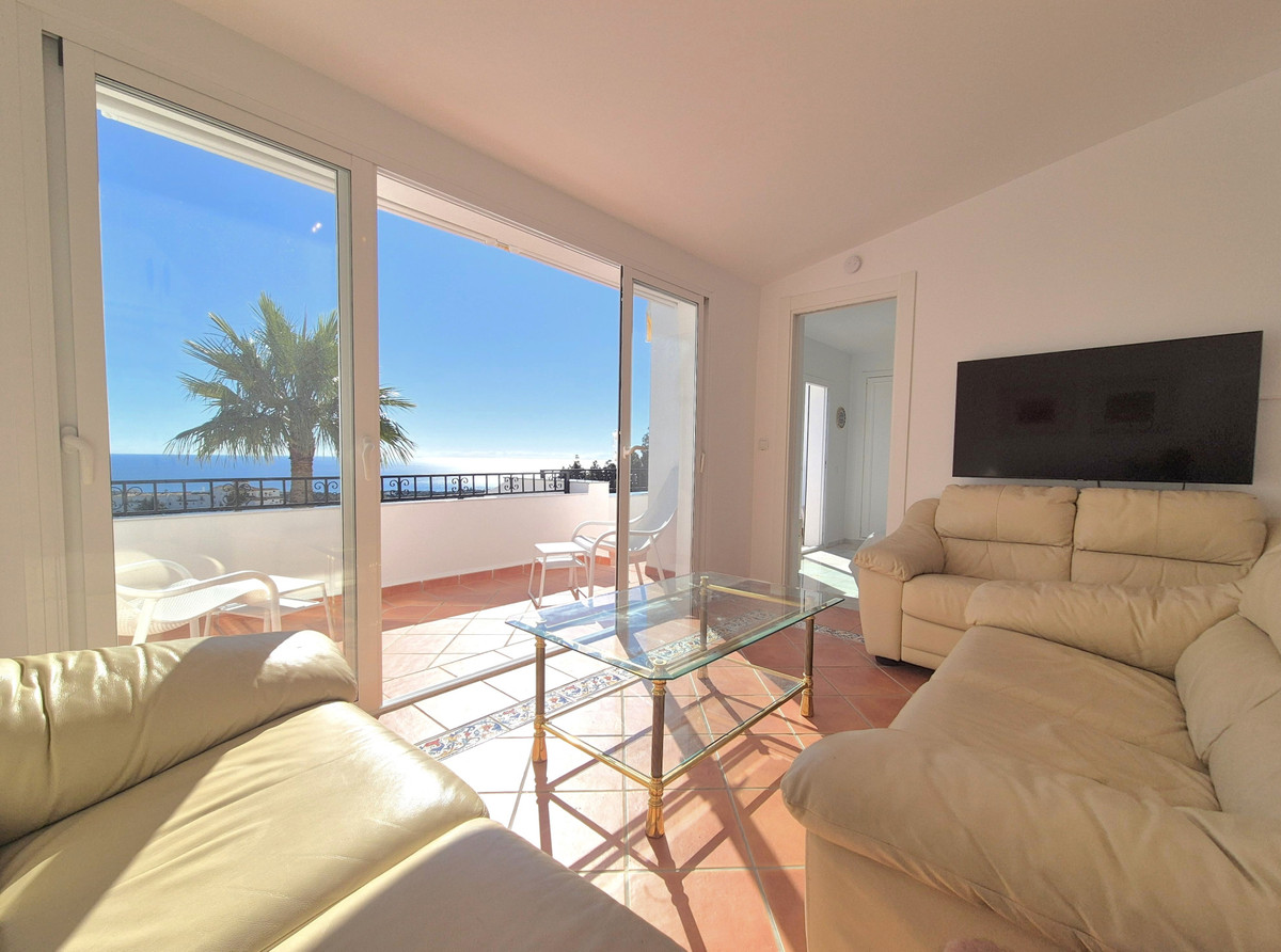 Appartement te koop in Calahonda | 3 slaapkamers H5406679