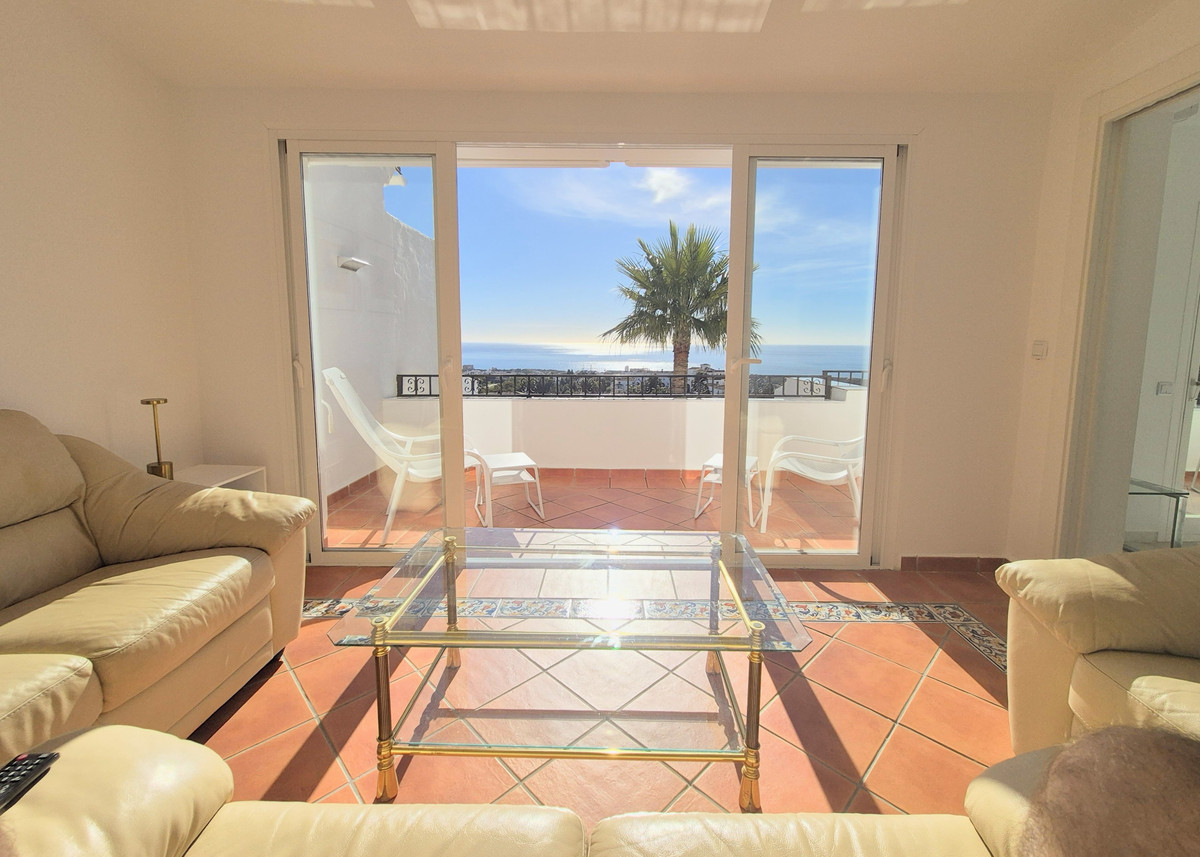 Appartement te koop in Calahonda | 3 slaapkamers H5406679