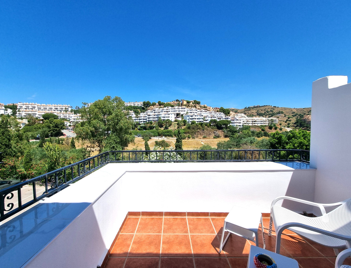 Appartement te koop in Calahonda | 3 slaapkamers H5406679