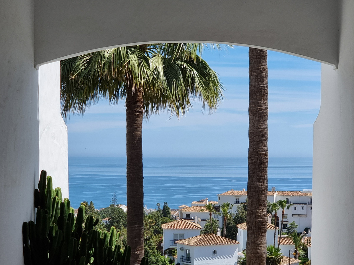 Appartement te koop in Calahonda | 3 slaapkamers H5406679