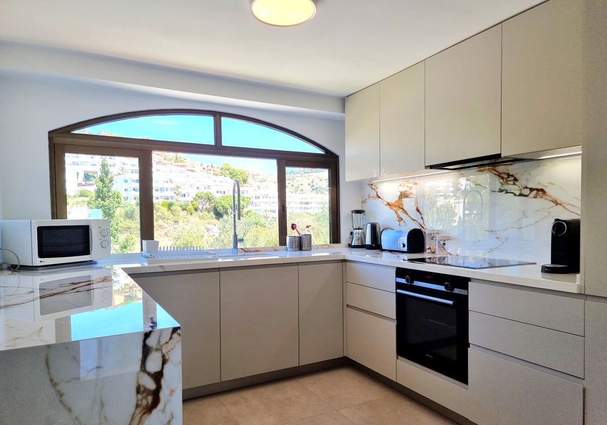Appartement te koop in Calahonda | 3 slaapkamers H5406679