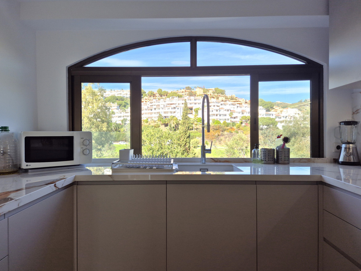 Appartement te koop in Calahonda | 3 slaapkamers H5406679