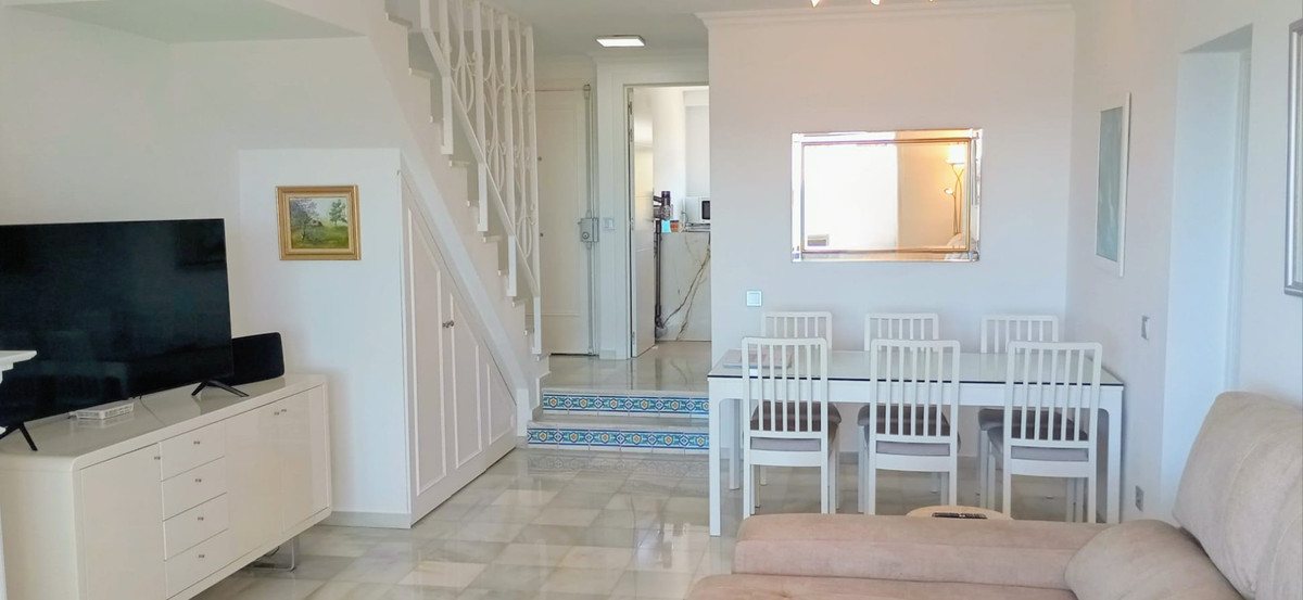 Appartement te koop in Calahonda | 3 slaapkamers H5406679