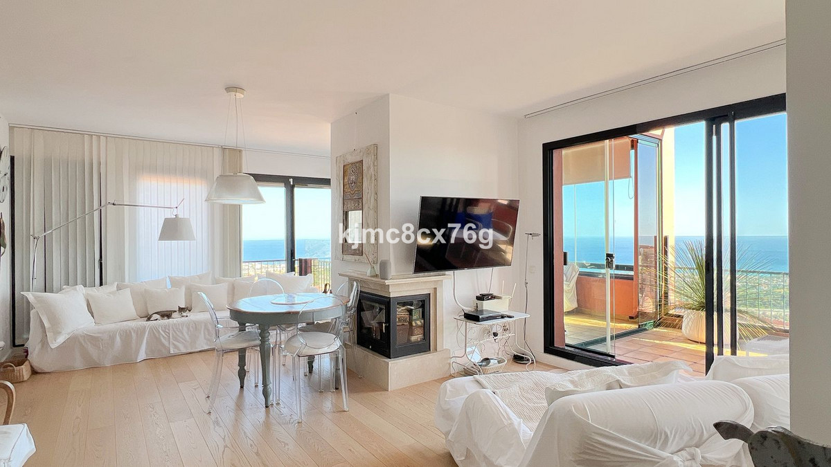 Appartement te koop in Calahonda | 4 slaapkamers H5407117