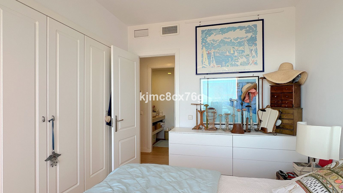 Appartement te koop in Calahonda | 4 slaapkamers H5407117