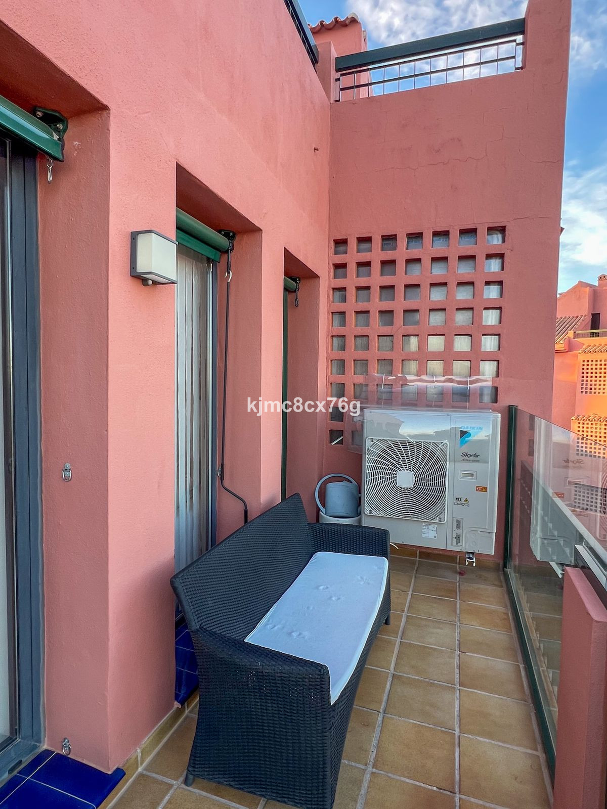 Appartement te koop in Calahonda | 4 slaapkamers H5407117