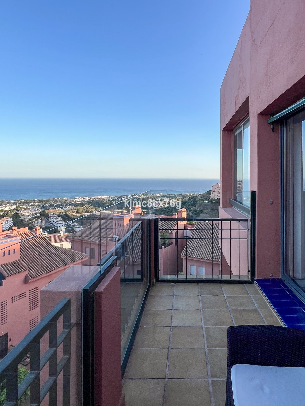 Appartement te koop in Calahonda | 4 slaapkamers H5407117