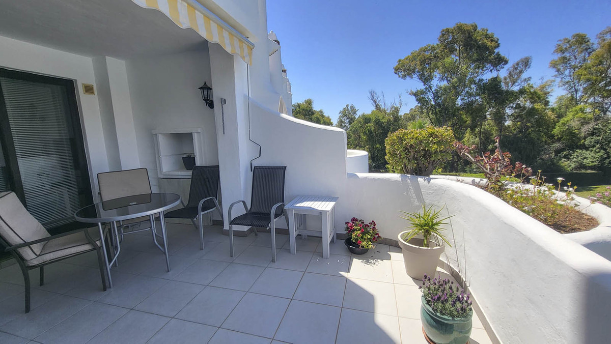 Appartement te koop in Calahonda | 2 slaapkamers H5407453
