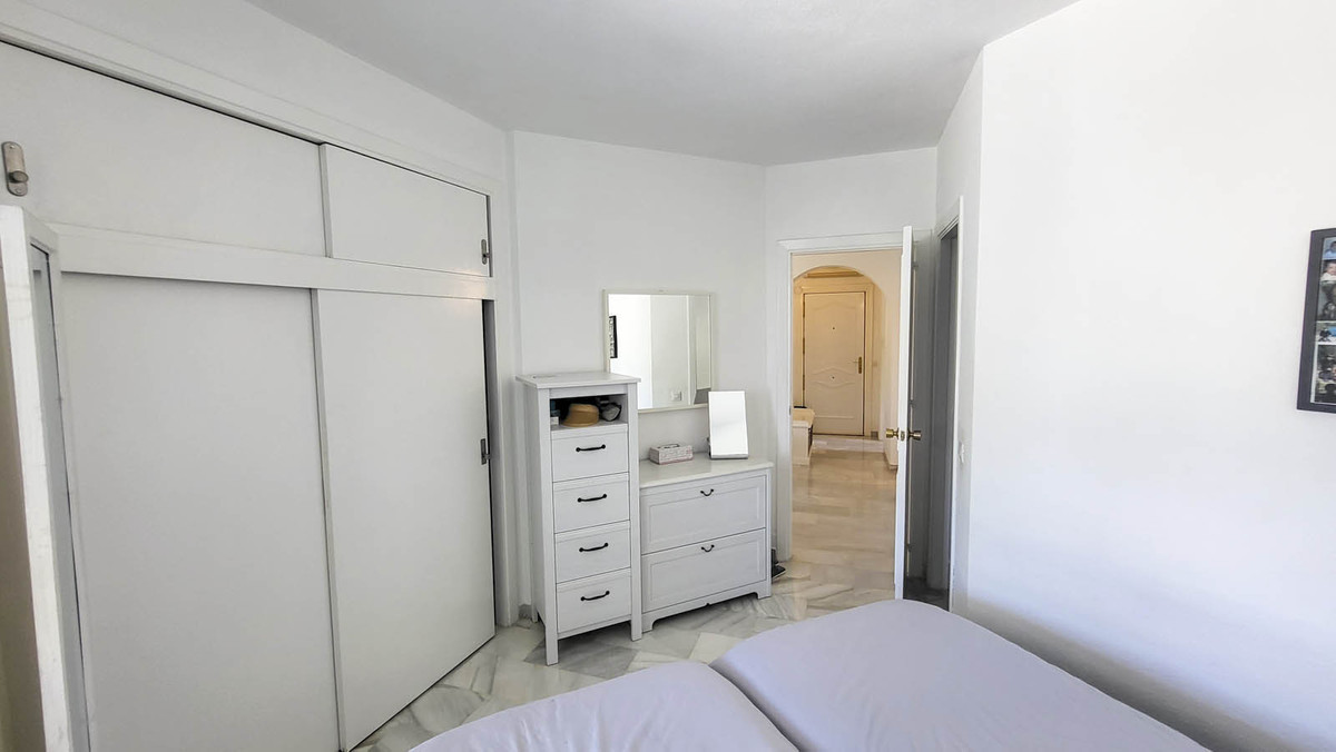 Appartement te koop in Calahonda | 2 slaapkamers H5407453