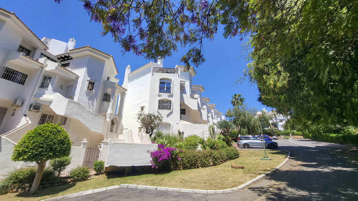 Appartement te koop in Calahonda | 2 slaapkamers H5407453