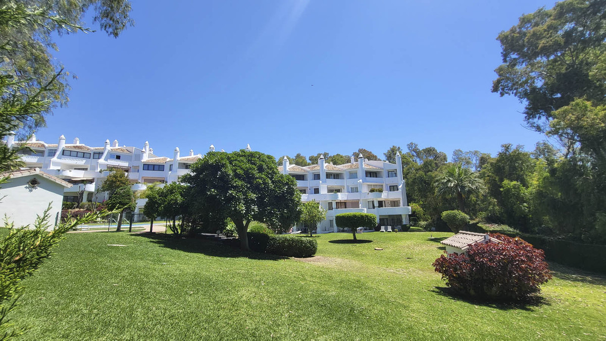 Appartement te koop in Calahonda | 2 slaapkamers H5407453