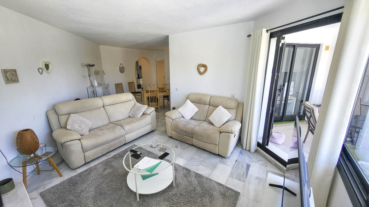 Appartement te koop in Calahonda | 2 slaapkamers H5407453