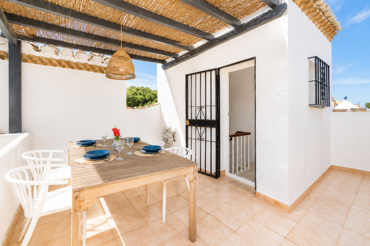 Appartement te koop in Calahonda | 2 slaapkamers H5407783